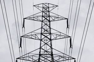 Linhas de transmissão de energia elétrica em corrente continua